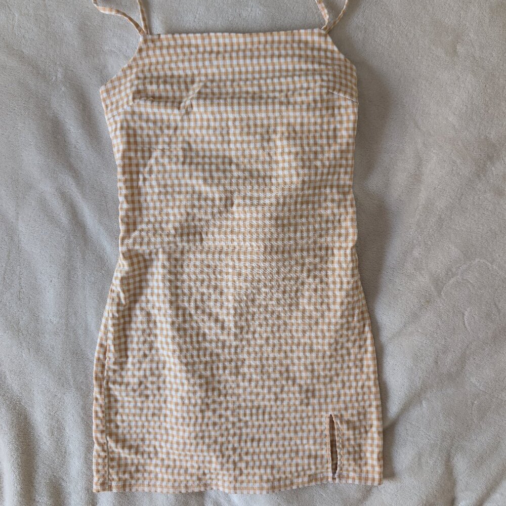 3/$30 Cute gingham mini dress